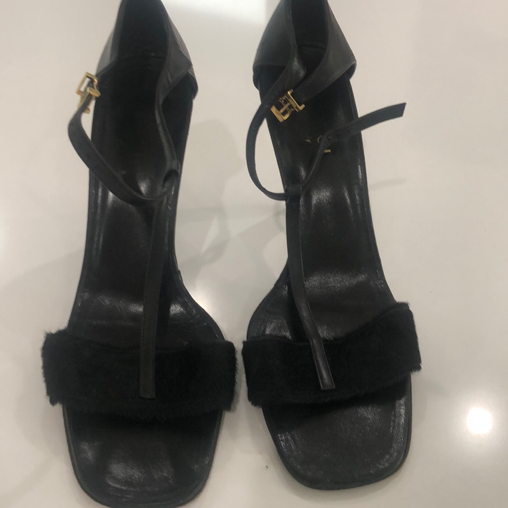 Gucci shoes